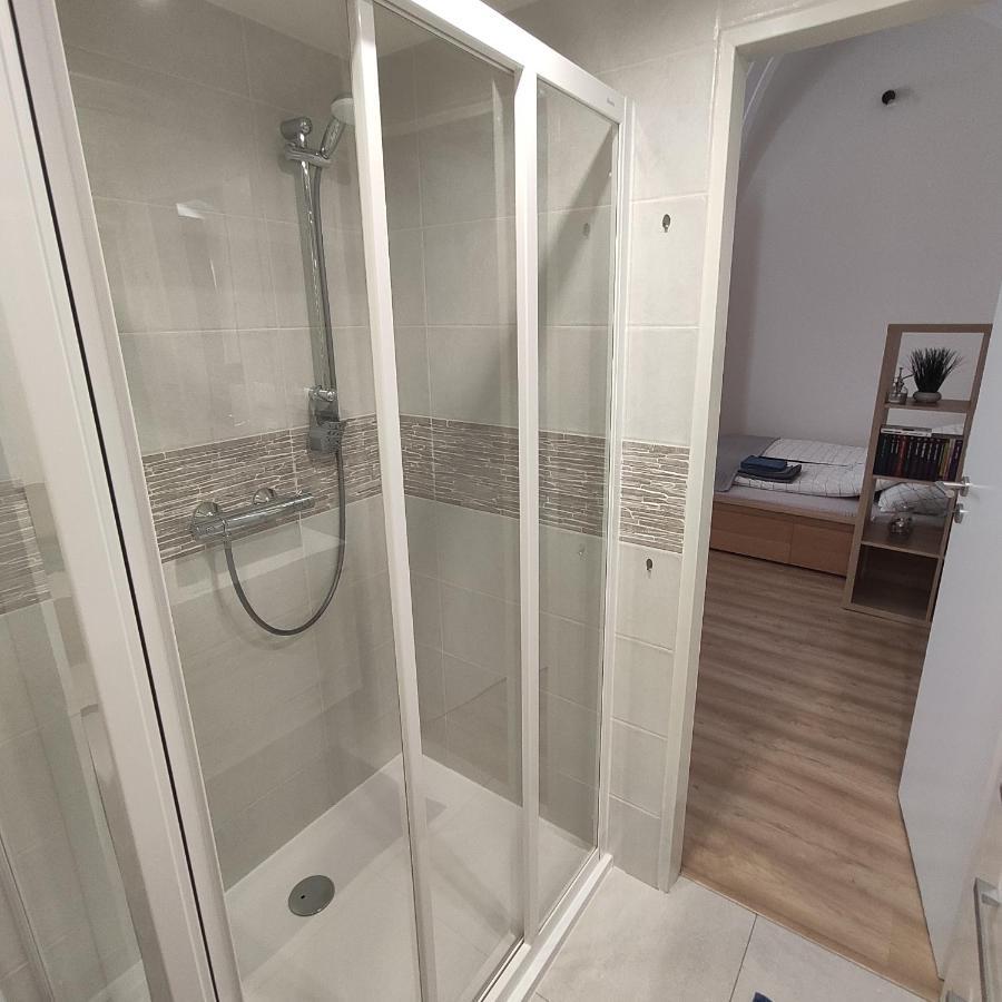 Apartman U Klavdie بانْشكا بيشتريتْسا المظهر الخارجي الصورة